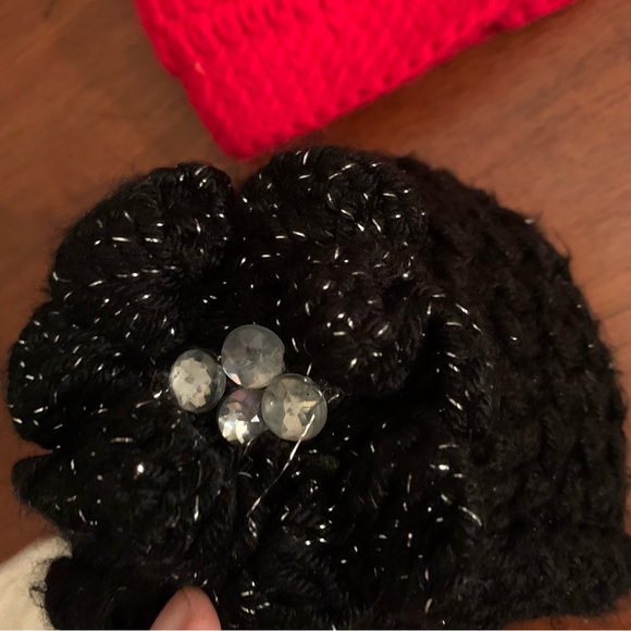 3 hand knitted baby Girl hats in Red, Black And White/pink 3-12 Months, Crochet - Picture 7 of 7